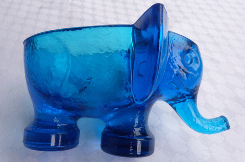 Monijor62-antiguo Coleccion Querandi Elefante Vidrio Azul (Usado)