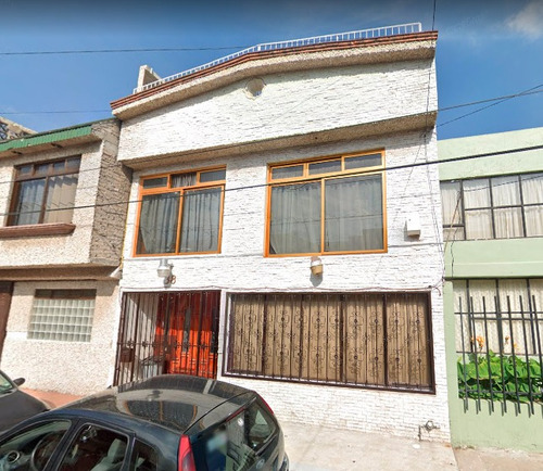 Casa En Venta Volcan Santa Maria # 38, Col. Ampliacion Providencia, Alc. Gustavo A. Madero. Cp. 07560  Mlday91