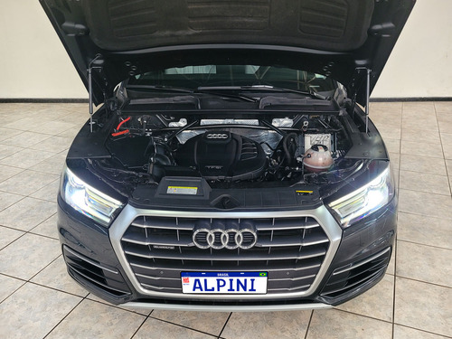 Audi Q5 TFSI AMBIENTE S TRONIC