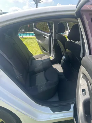 Hyundai Elantra 1.8 I35 Gl Mt