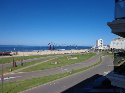 Imagen 12 de 30 de Imperiale - Punta Del Este Brava