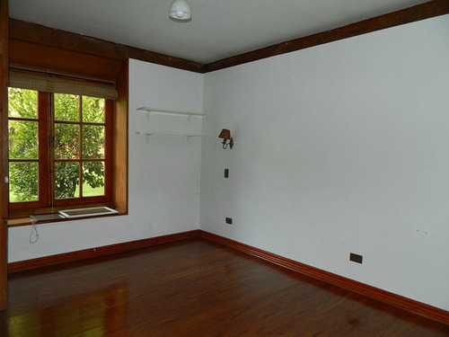Imagen 5 de 24 de Gran Casa Con Jardín Formado En Calera De Tango