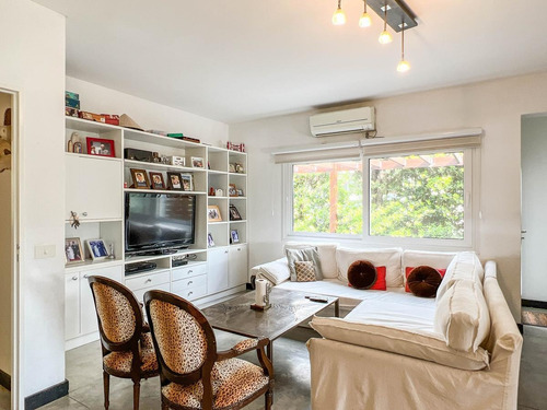 Imagen 13 de 30 de Casa En Venta Con Vista A Laguna En Barrio Cerrado En Tigre