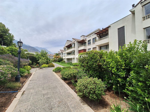 Departamento En Venta De 3 Dorm. San Carlos Apoquindo 2 E