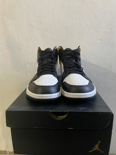 Jordan 1 Mid Polen 27.5 Mx Original (Usado)