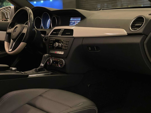 Imagem 7 de 12 de Mercedes C180 1.8 Cgi Coupe Turbo 2012 78.000km Com Couro