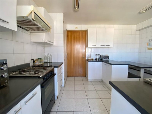 Departamento En Venta De 4 Dorm. En Las Condes