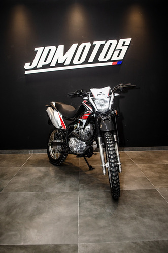 Imagen 8 de 15 de Corven Triax 150 R3 - Entrega Inmediata - Jp Motos