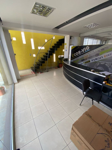 Venta Galpon Con Oficinas General Bustos