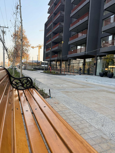 Instala Tu Negocio En Avda Las Condes! Sector De Alto Flujo