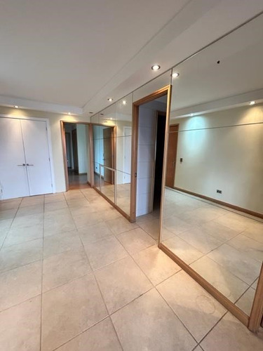 Departamento En Venta De 4 Dorm Mas Servicio Centrotalca