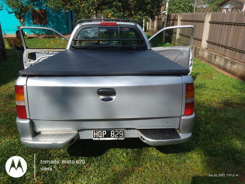 Imagen 17 de 21 de Ford Courier Modelo 2008