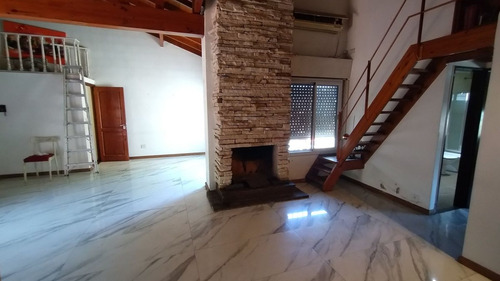 Venta Casa Dos Plantas Los Polvorines (centro)