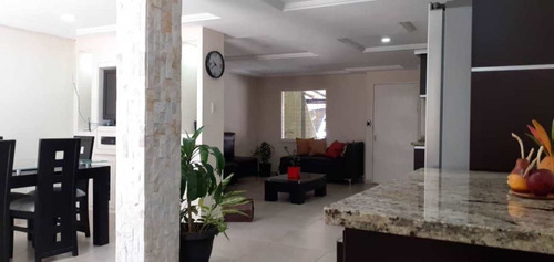 Imagen 9 de 15 de Hermoso Town House En Venta Amoblado Resid. Villas De San Rafael San Diego