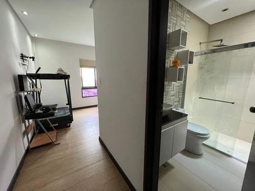 Imagen 21 de 27 de Exclusivo Townhouse En Venta Trigal Norte Villas Del Rosal G