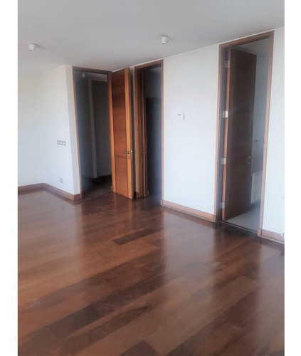 Imagen 9 de 30 de Espectacular Departamento Duplex - Las Condes
