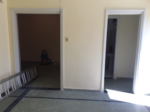 Imagen 7 de 13 de Apartamento 1 Dormitorio 1°piso Lateral, Bajos Gc Ideal !