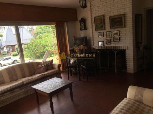 Venta De Casa En Pinares , Punta Del Este 2 Dormitorios - Ref: 4234