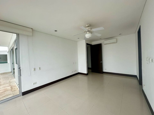 Vendo En Cartagena Hermoso Apartamento Frente Bahía En Castillogrande