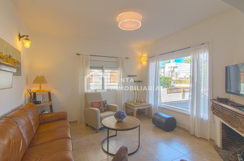 Imagen 6 de 30 de Casa De 4 Dormitorios + Piscina En La Peninsula, Punta Del Este - Punta Del Este Mansa