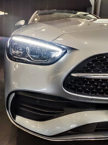 Imagen 12 de 16 de Mercedes-benz Clase C 300 Amg Line 258cv.