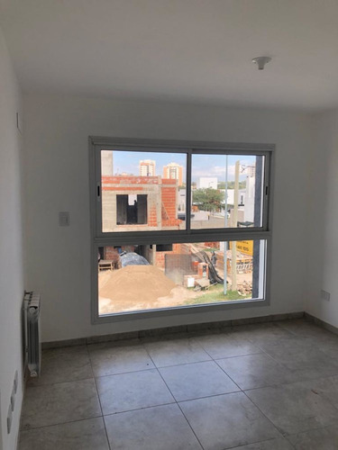 Imagen 10 de 15 de Miradores De Manantiales 2, Duplex En Venta , 3 Dormitorios, Cochera Cubierta