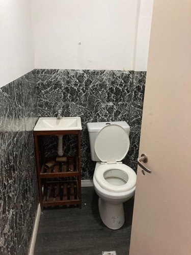 Imagen 18 de 19 de Local Y Oficinas A Metros De Tribunales De San Martin
