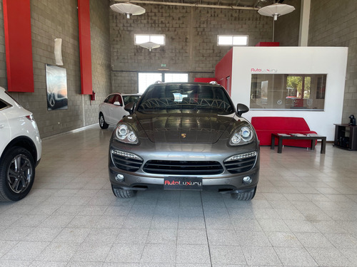 Porsche Cayenne 3.6 300cv (958)