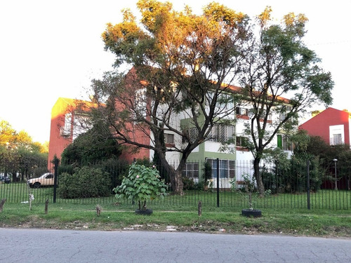 Imagen 1 de 11 de Departamento De 3 Amb. ++ Planta Baja ++ En Bº El Esporal Todo Refaccionado