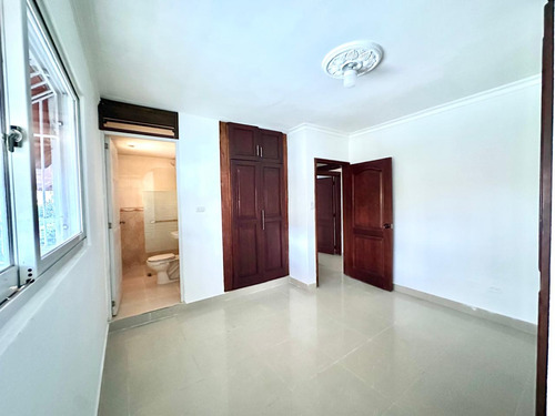 Se Vende Exclusivo Apartamento En Alma Rosa 1ra