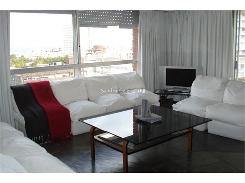 Apartamento En Punta Del Este Peninsula, 3 Dormitorios - Ref: 1348
