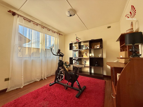 Se Vende Linda Casa En Belloto Centro