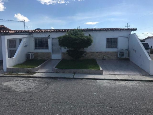 Imagen 1 de 14 de Casa En Venta Ubicada En Cabudare Codigo21-15014