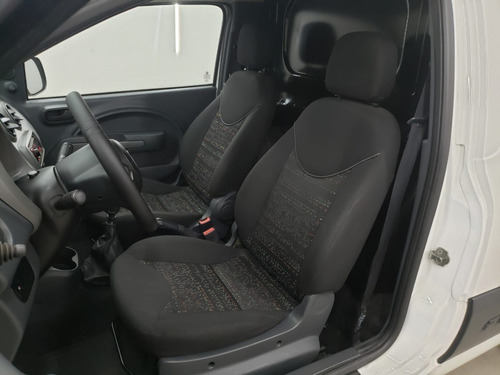 Imagem 3 de 15 de Fiat Fiorino 1.4 Mpi Furgão Hard Working 8v Flex 2017 2018
