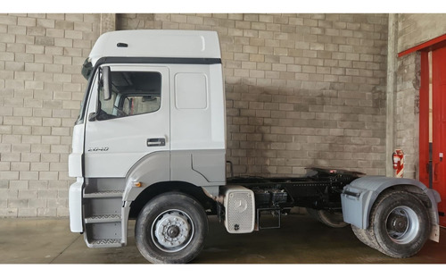 Mercedes Benz 2040 Tractor Corto C/plato 4x2 Año 2012