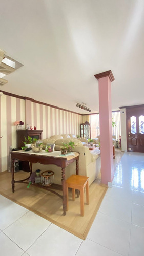 Imagen 4 de 14 de Hermosa Casa En Venta Calle Diego Nava