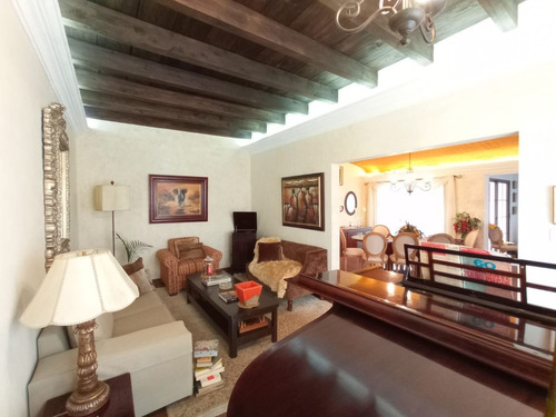 Imagen 13 de 30 de Vendo Belleza De Casa Estilo Colonial, En Excelentes Condiciones Y Con Acabados Muy Especiales, Sector Exclusivo De Alta Plusvalia