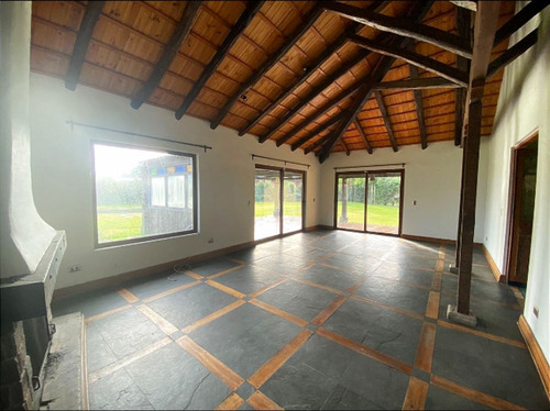 Excelente Casa En Venta De 4d/3b En Carampangue - Trebulco
