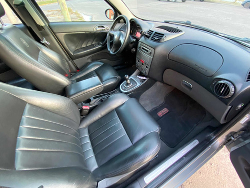 Imagen 12 de 19 de Alfa Romeo 147 2.0mpi 1.6v. Ts S
