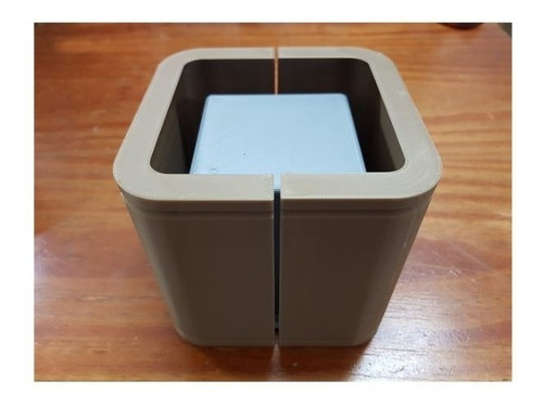 Imagen 3 de 6 de Molde Para Macetas De Concreto Impreso En 3d Cuadrada