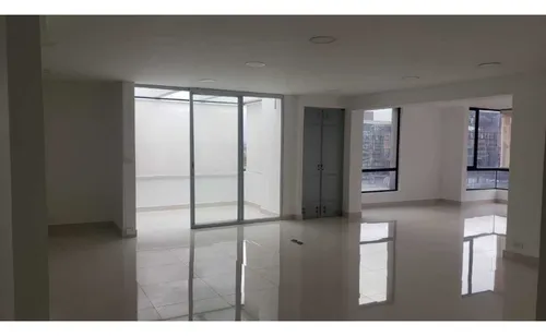 Oficina En Arriendo, Centro Empresarial Av Chile, Bogotá