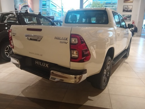 Imagen 5 de 9 de Hilux Srv At 4x2 Entrega Marzo Conc Oficial Treos Let