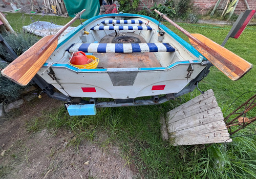 Sin Motor. Matriculado: 5 Personas. Bote Pescador