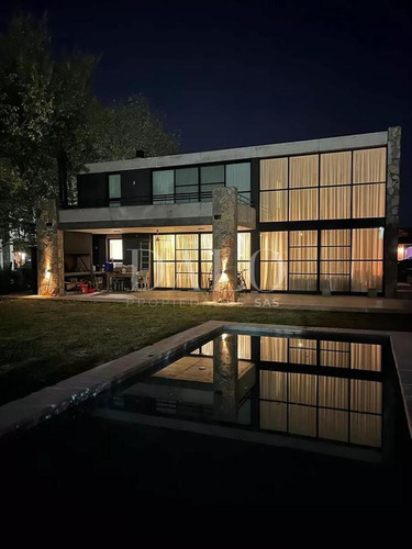 Casa En Venta En Los Eucaliptos, Haras Santa Maria, Escobar