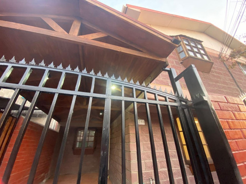 Oportunidad, Arriendo De Casa Remodelada