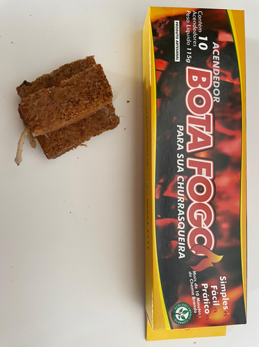 Mechero para barbacoa. 8 cajas con 10 unidades