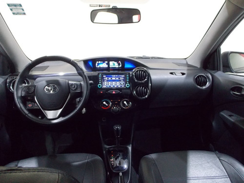 Toyota Etios Sedan 1.5 Platinum 2018 (top De Linha Baixo Km)