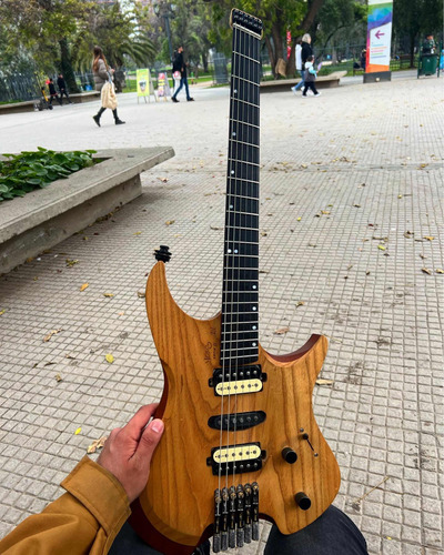 Guitarra Headless Vos