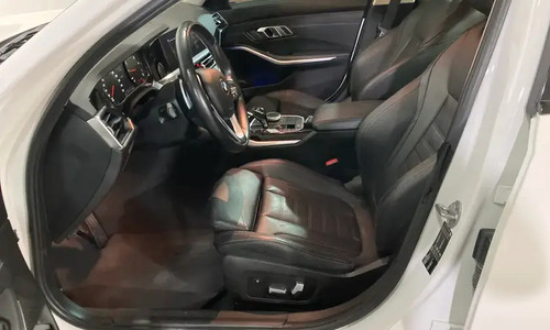 BMW Serie 3 330i 2.0 lt Turbo