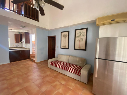 Apartamento Tipo Loft En Venta En Punta Cana, Cocotal Golf, 1 Habitación Ideal Para Inversión, En Remodelación